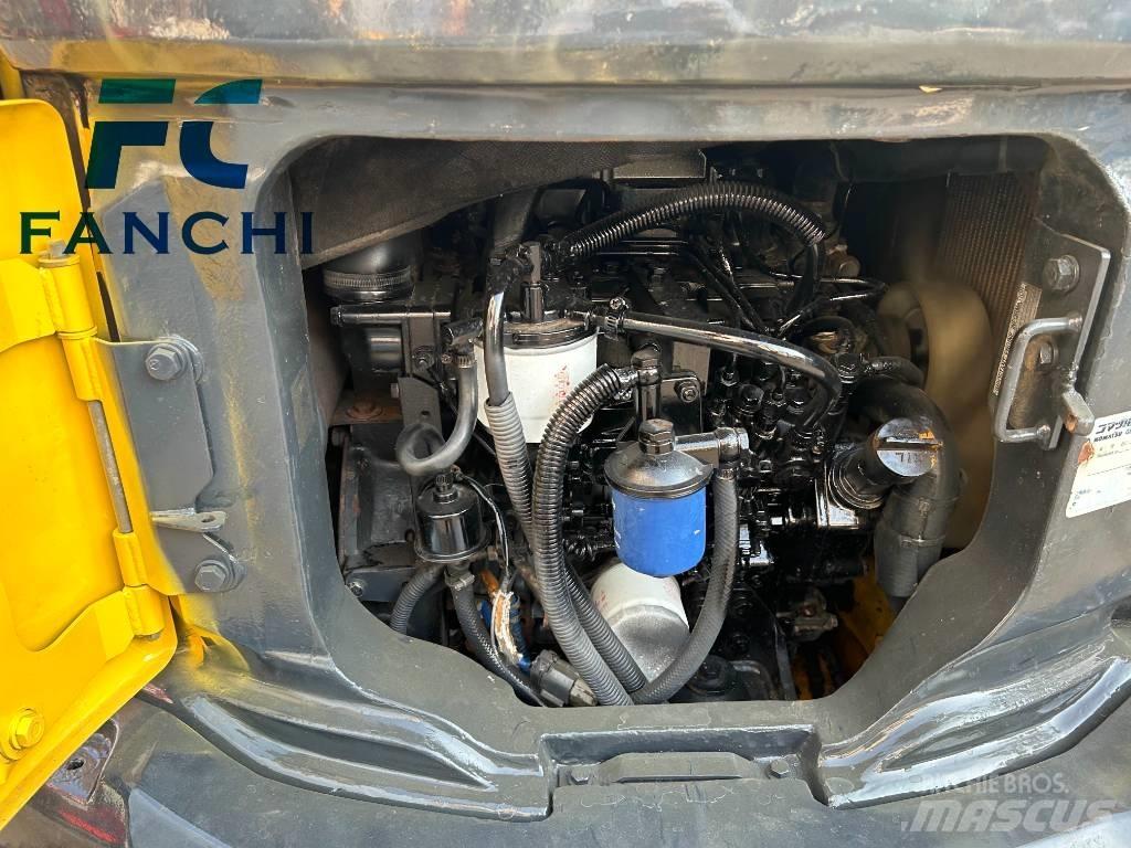 Komatsu PC30mr Мини екскаватори < 7 т