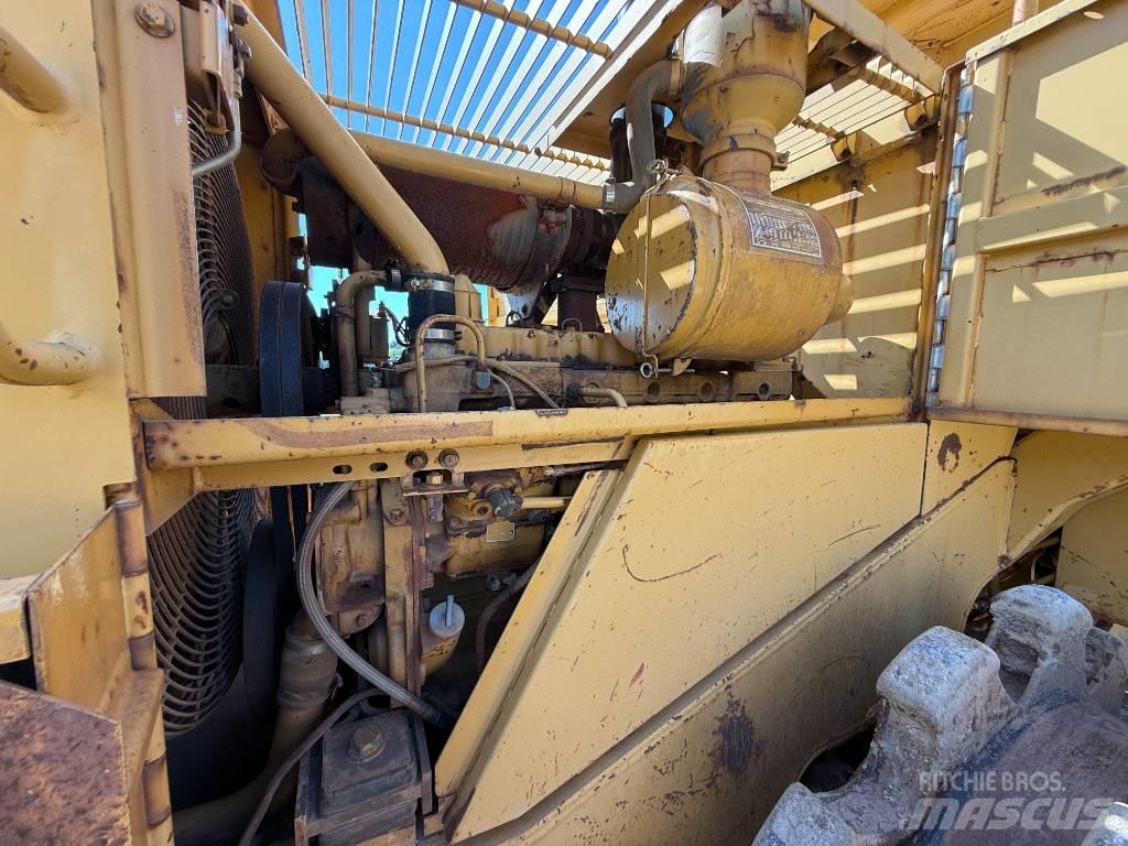 CAT 815 B Уплътнители за почва
