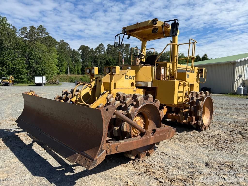 CAT 815 B Уплътнители за почва
