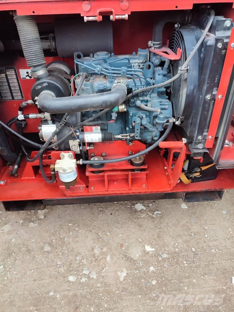 Manitou 120SC-2 Ножични работни платформи