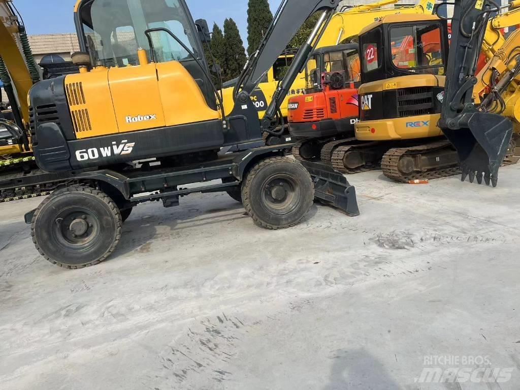 Hyundai R60W-9 Колесни екскаватори