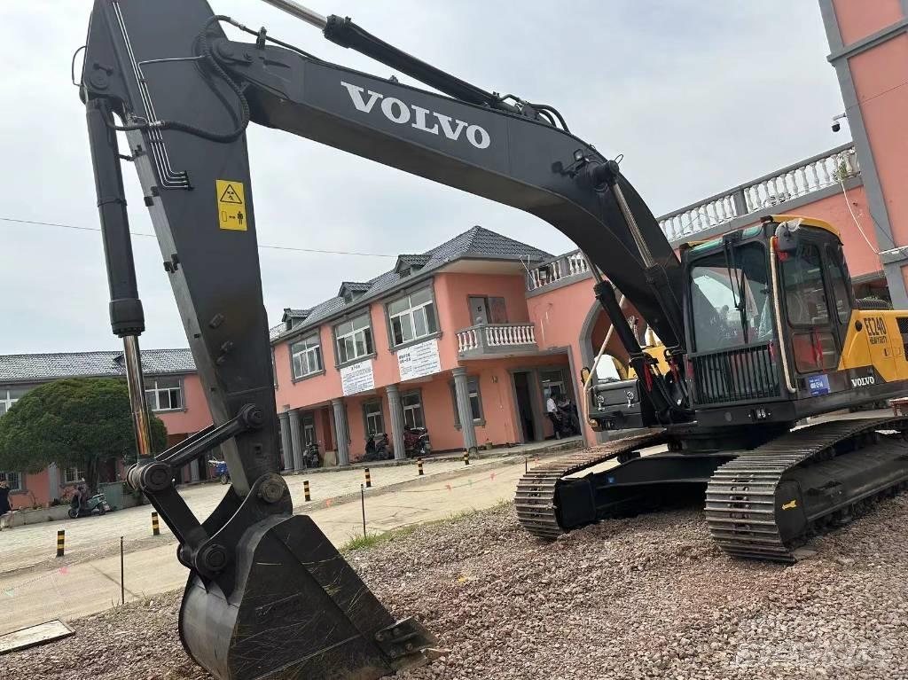 Volvo EC 240 Верижен екскаватор