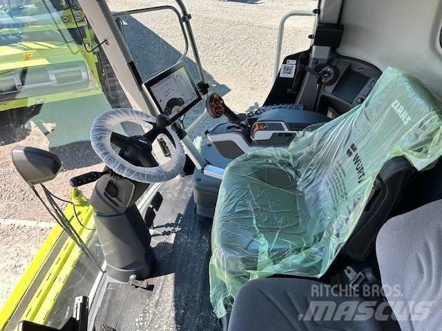 CLAAS LEXION 5400 Комбайни