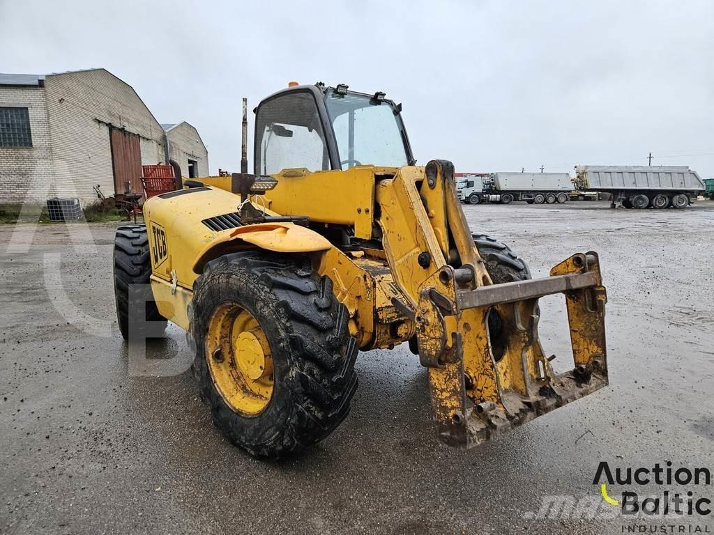 JCB 530 Телескопични товарачи