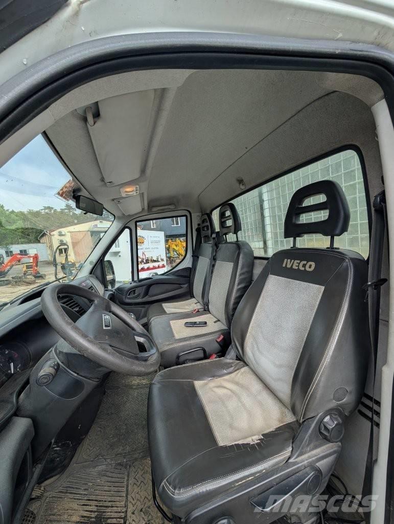 Iveco 35-12 Пикапи