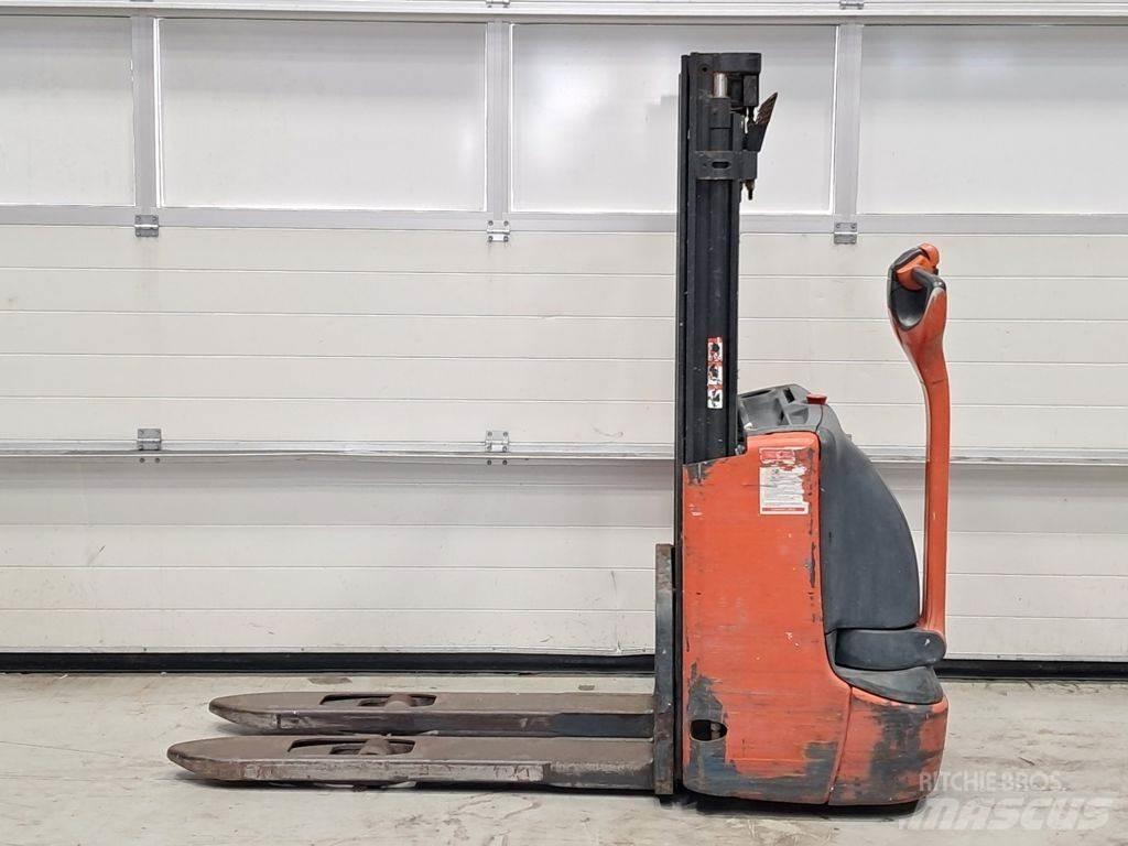 Linde L10B Колички високоповдигачи с теглич