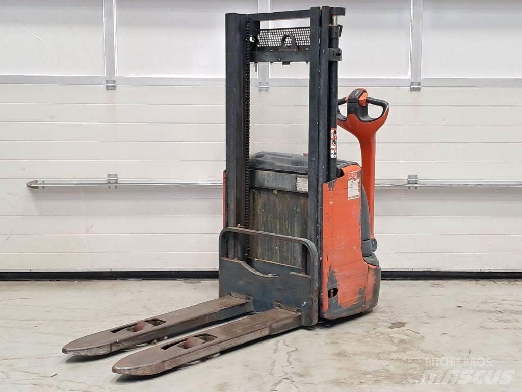 Linde L10B Колички високоповдигачи с теглич