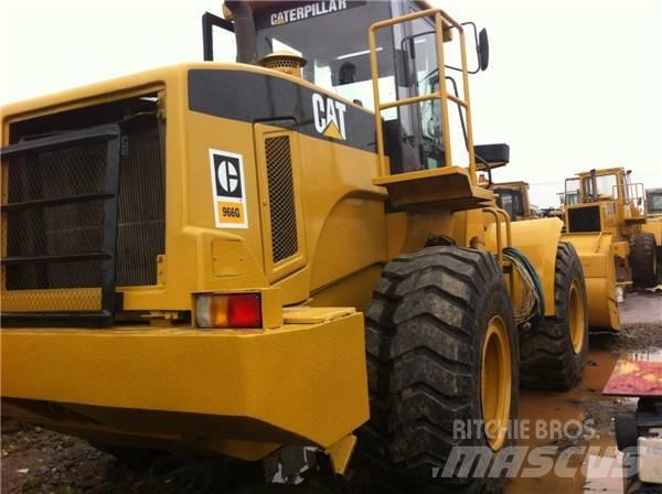 CAT 966 G Колесни товарачи