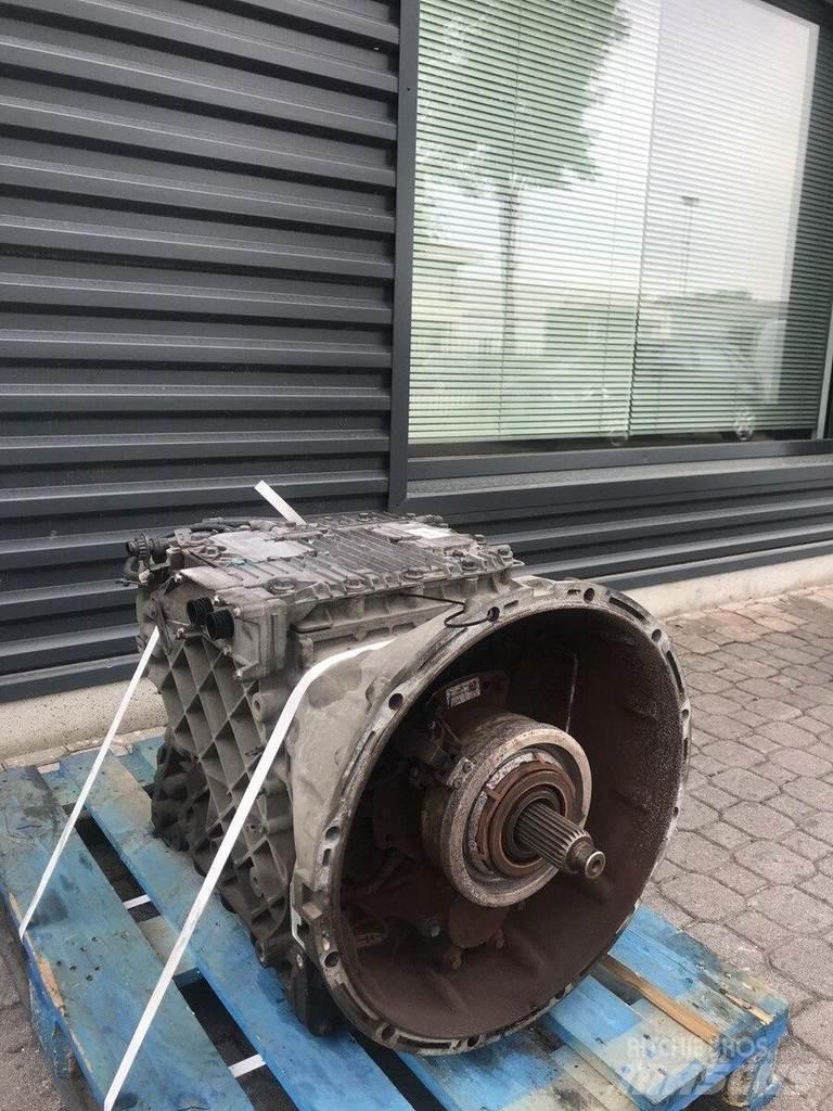 Volvo AT2412C Скоросни кутии