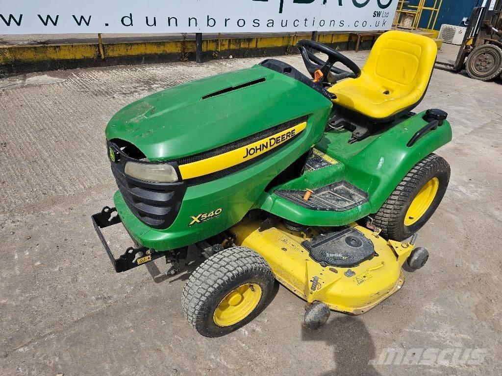 John Deere X 540 Компактни трактори