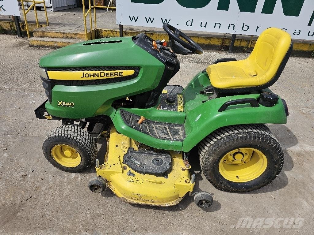 John Deere X 540 Компактни трактори