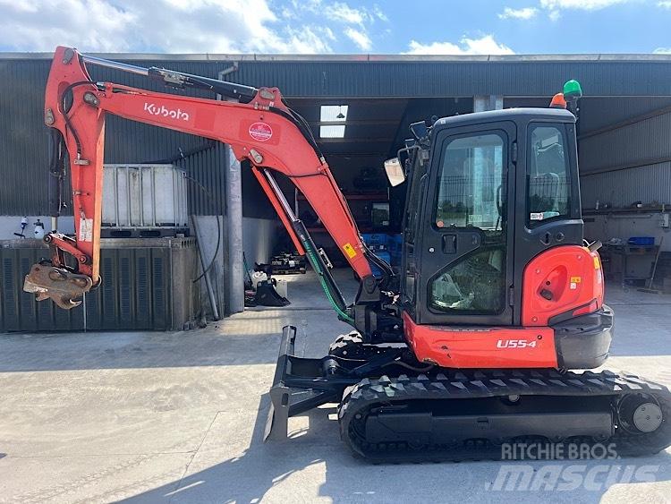 Kubota U55-4 Мини екскаватори < 7 т