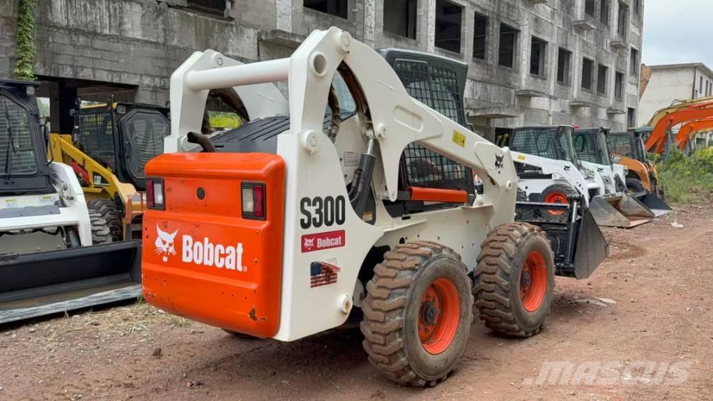 Bobcat S300 Мини товарачи
