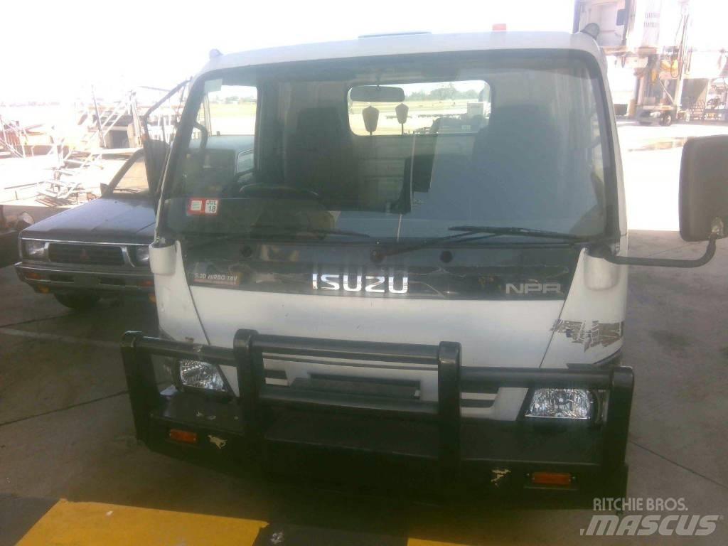 Isuzu NPR Цистерна