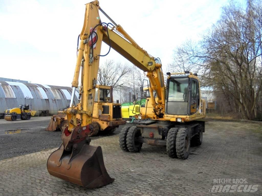 Komatsu PW 130ES-6K Колесни екскаватори