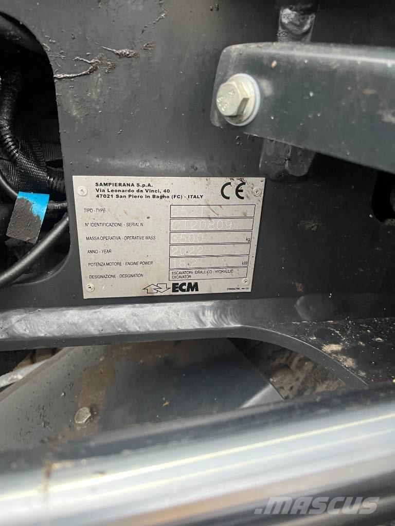 ECM 35 ZT Мини екскаватори < 7 т