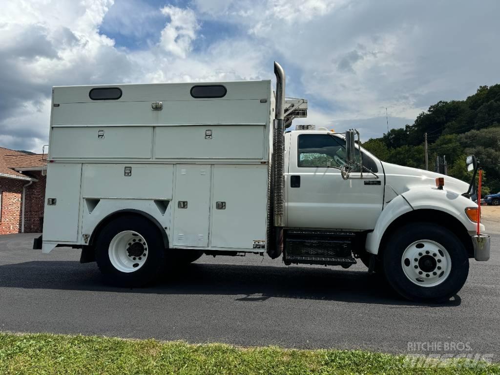 Ford F 650 Пикапи