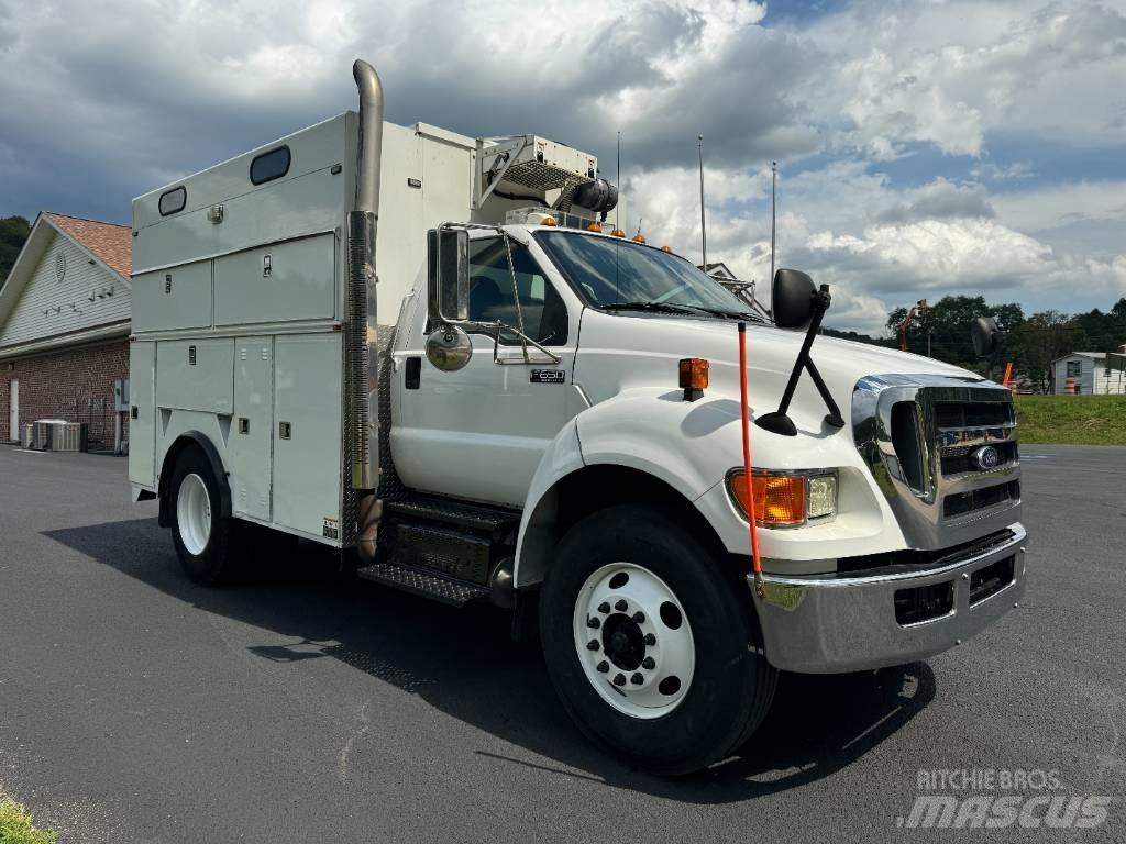 Ford F 650 Пикапи