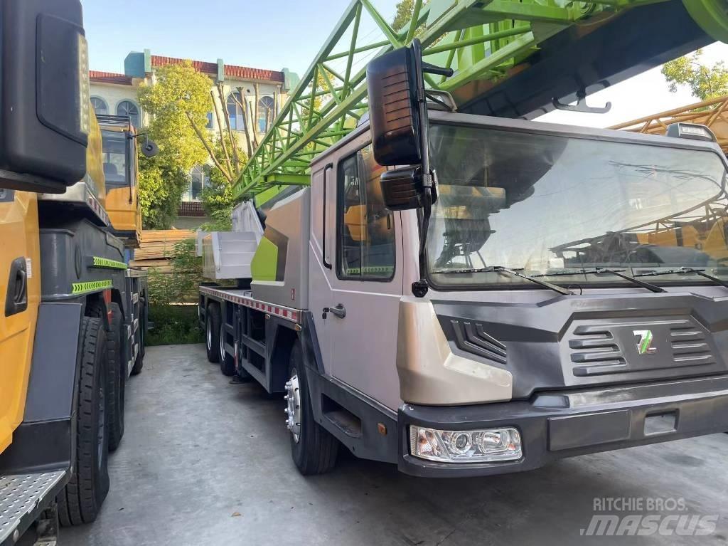Zoomlion ZTC 251 V Всъдеходни кранове