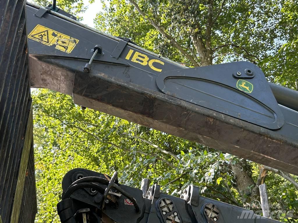 John Deere 1510G Форуардери