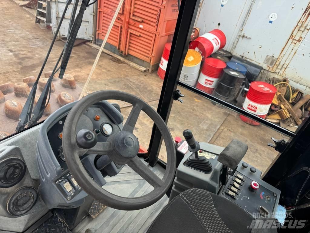 CAT CP 533 E Еднобарабанни ролки
