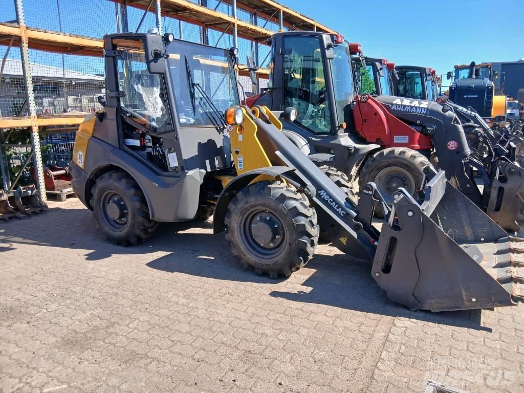 Mecalac AX 700 Колесни товарачи