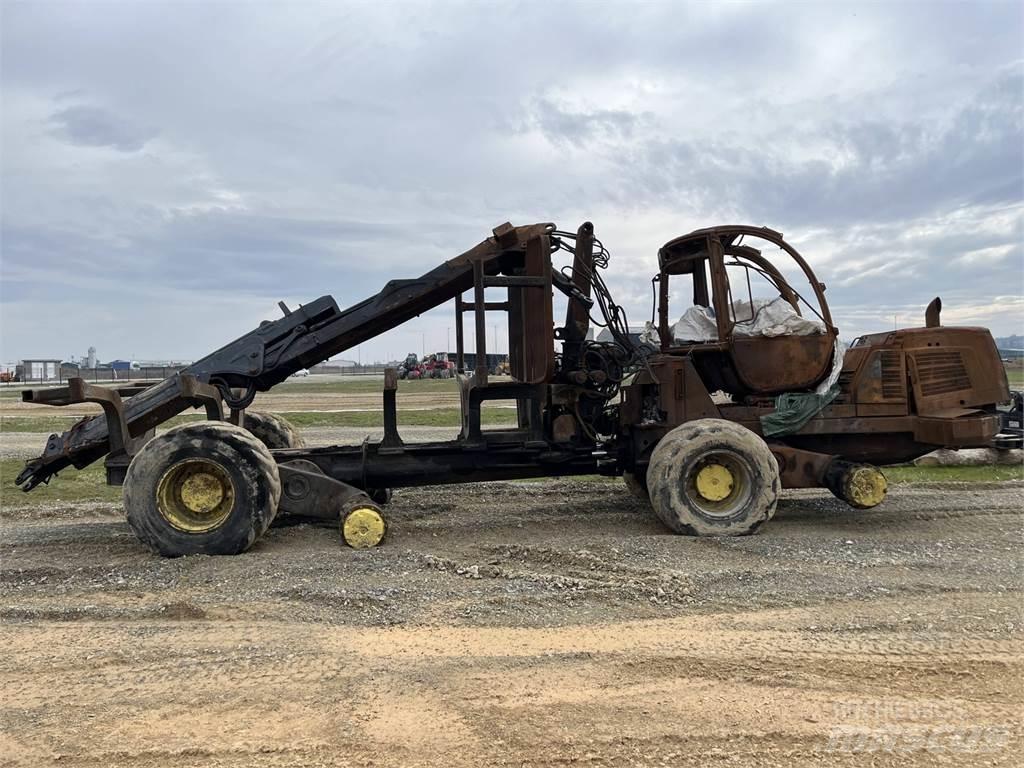 John Deere 1210E Форуардери