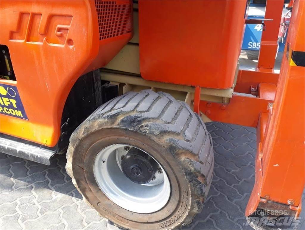JLG 3394RT Ножични работни платформи