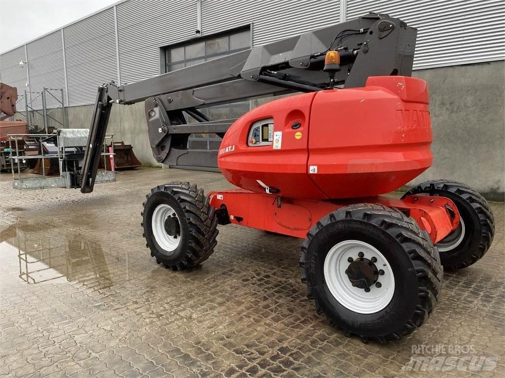 Manitou 200ATJ RC Съчленени стрелови подемници