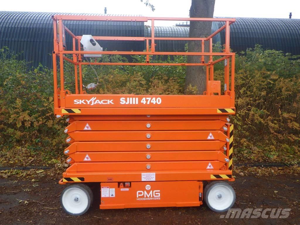SkyJack SJ4740 Ножични работни платформи