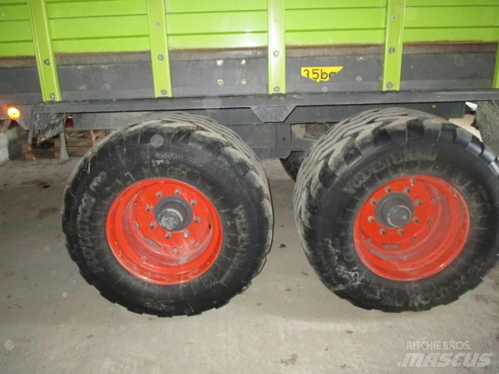 CLAAS Quantum 4700 Самотаварещи ремаркета