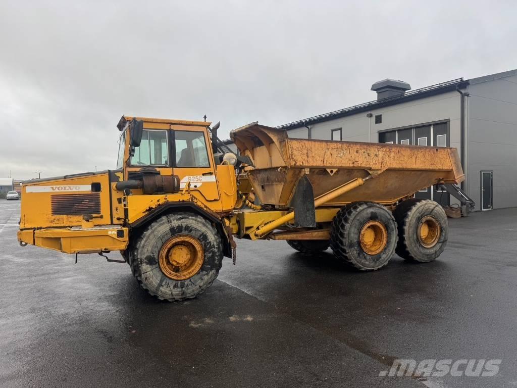 Volvo A 25 C 6x6 Дъмпери/моторни превозни средства