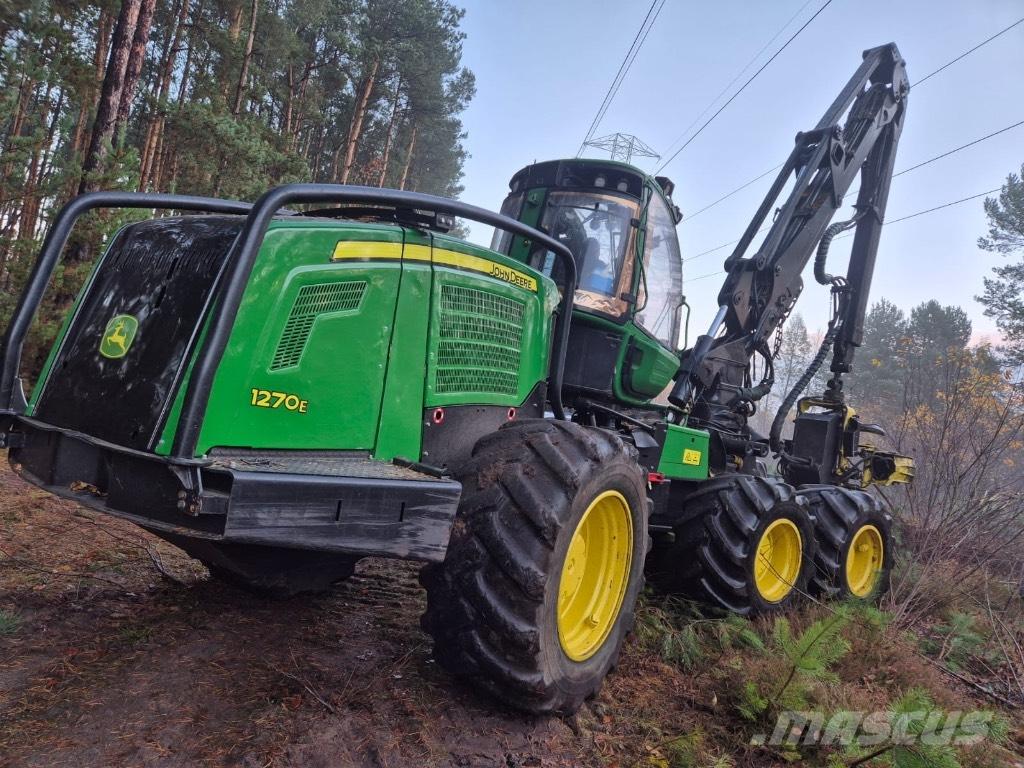 John Deere 1270 E Харвестери