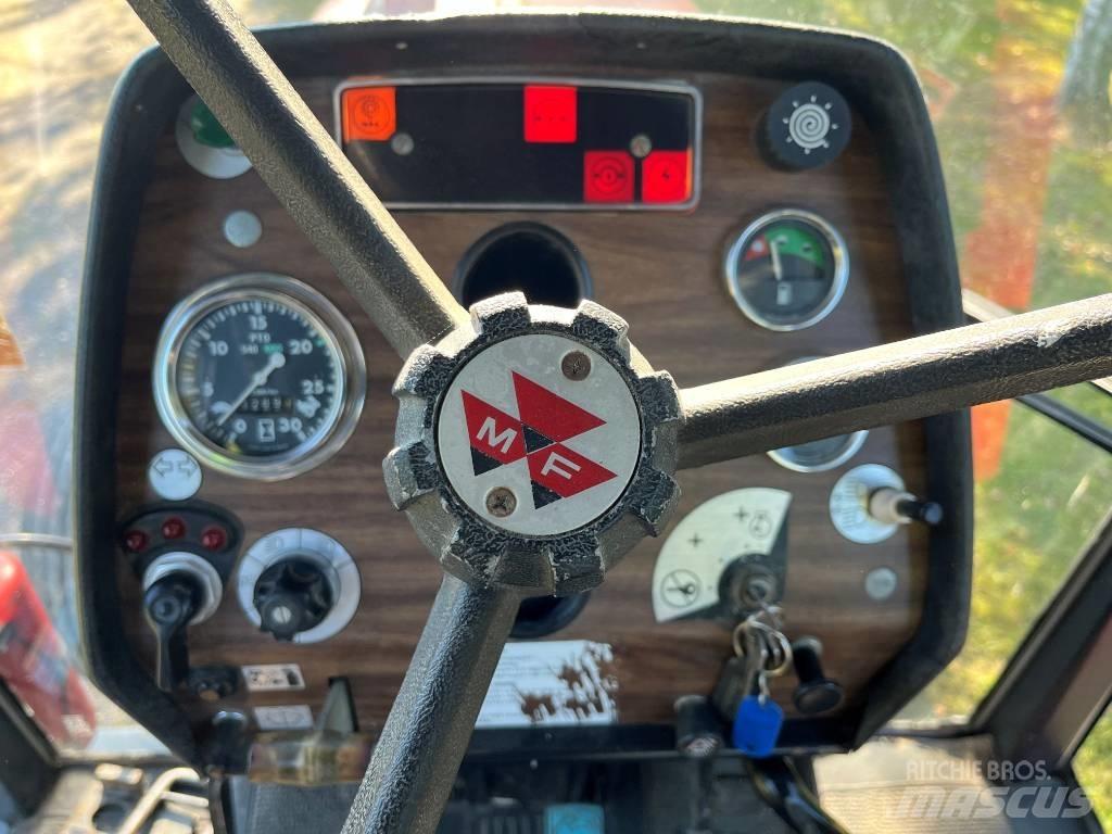 Massey Ferguson 2680 Трактори
