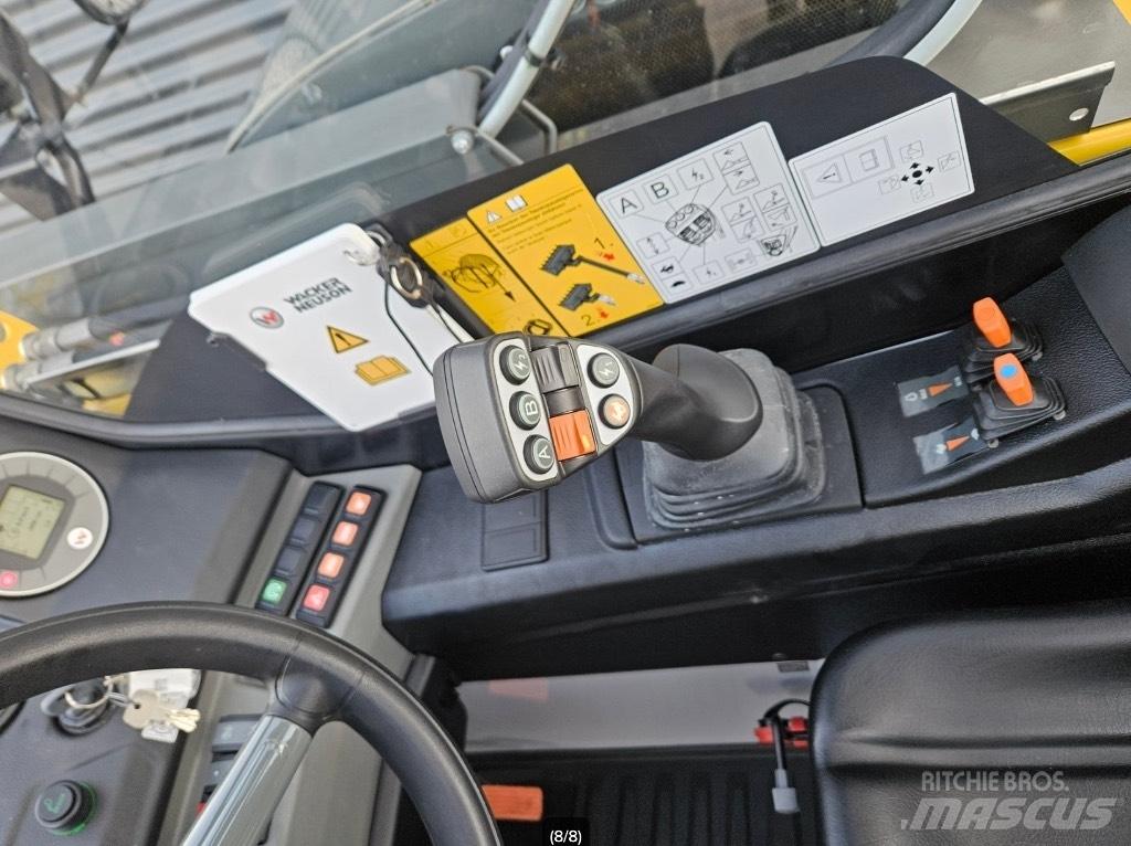 Wacker Neuson TH 412 Телескопични товарачи