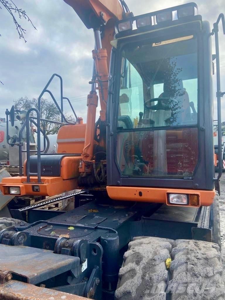 Doosan DX 160 W-3 Колесни екскаватори