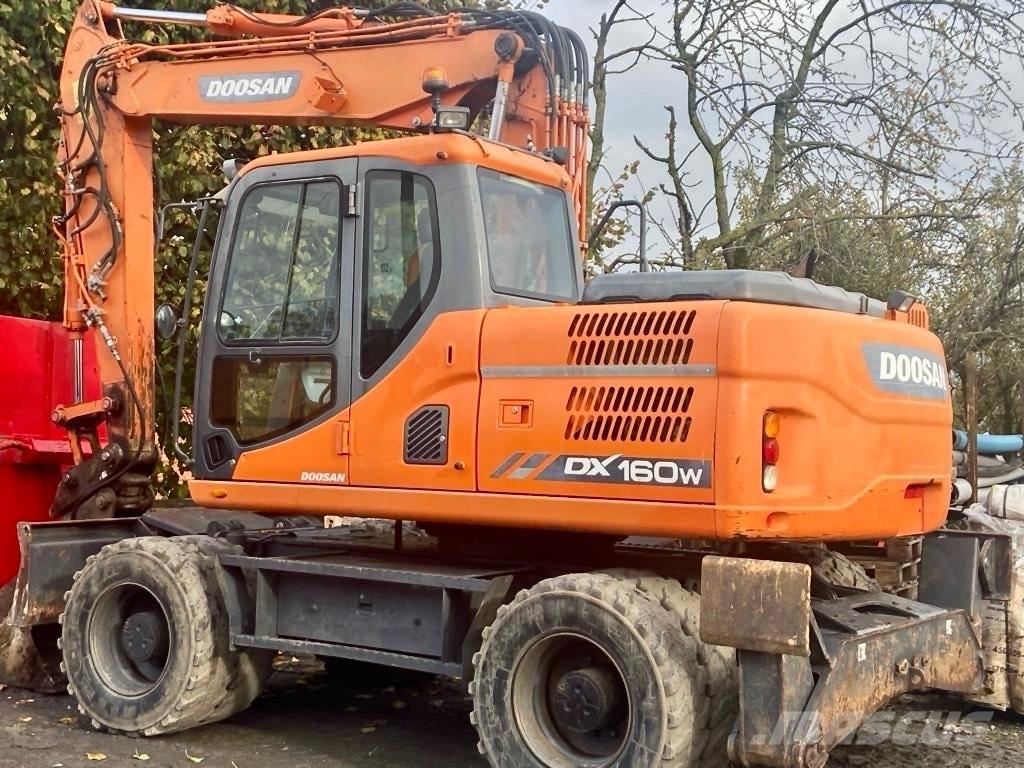 Doosan DX 160 W-3 Колесни екскаватори