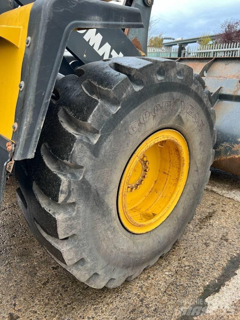 Komatsu WA320PZ-6 Колесни товарачи