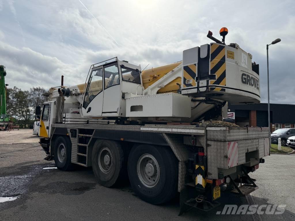Grove GMK 3055 Всъдеходни кранове
