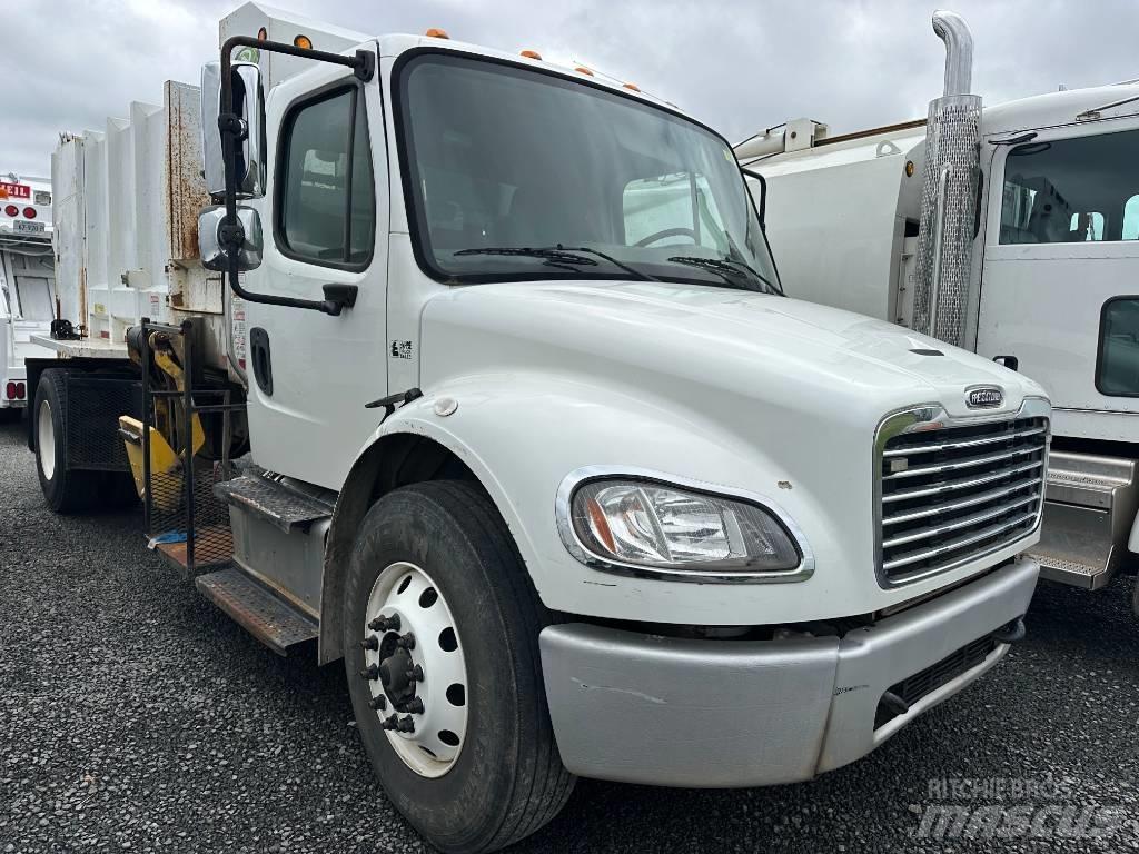 Freightliner M2 Камиони за отпадъци