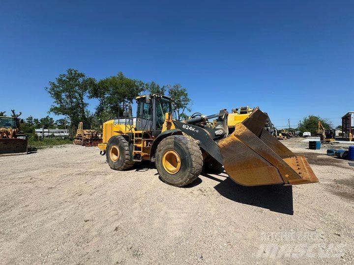 John Deere 824K-II Колесни товарачи