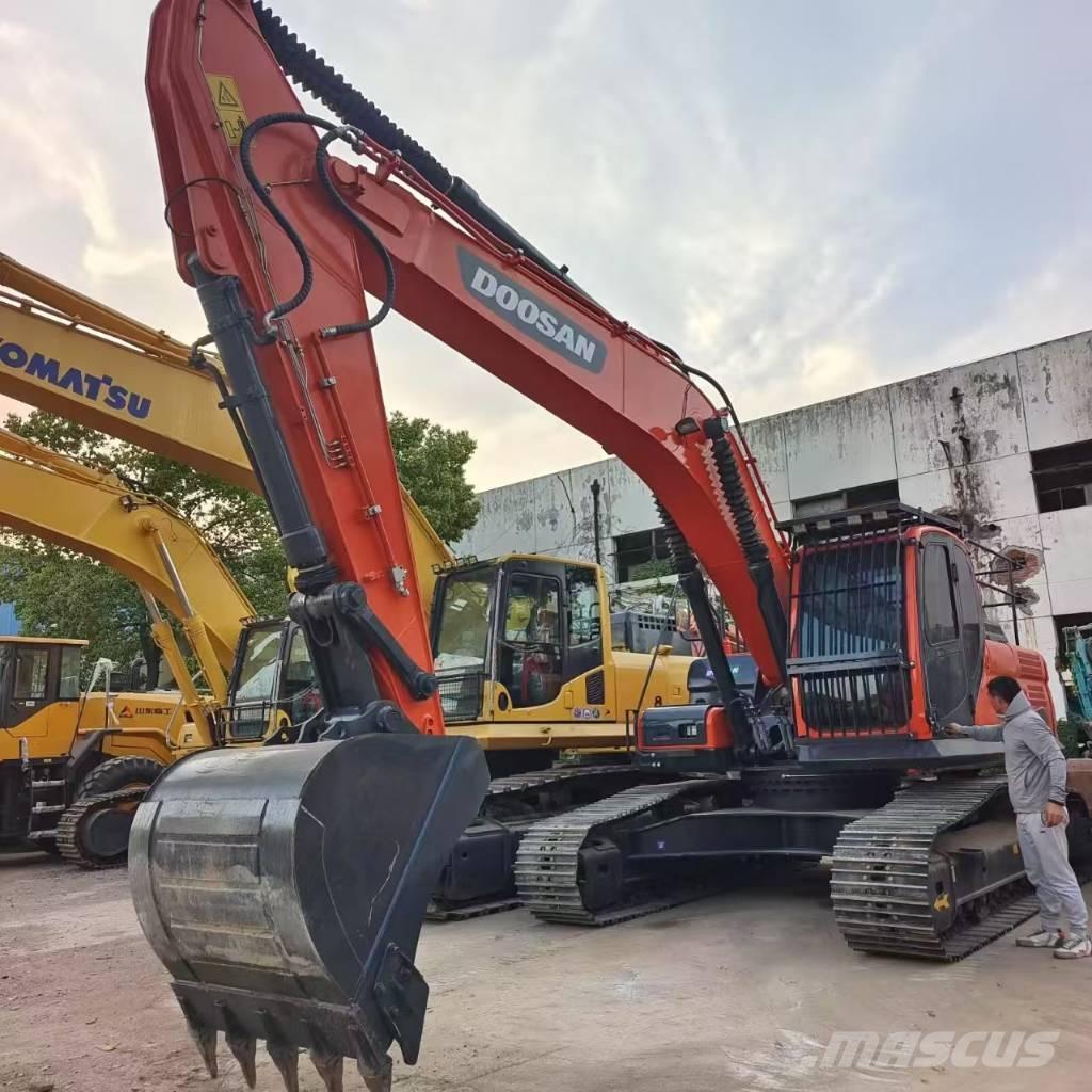 Doosan DX 300 Верижен екскаватор