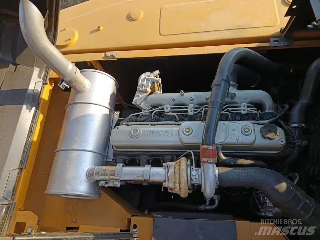 Sany SY215H Верижен екскаватор