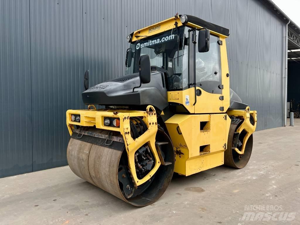 Bomag BW154AP-AM Двойни барабанни ролки
