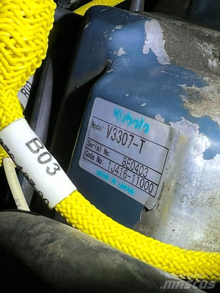 Bomag BW154AP-AM Двойни барабанни ролки
