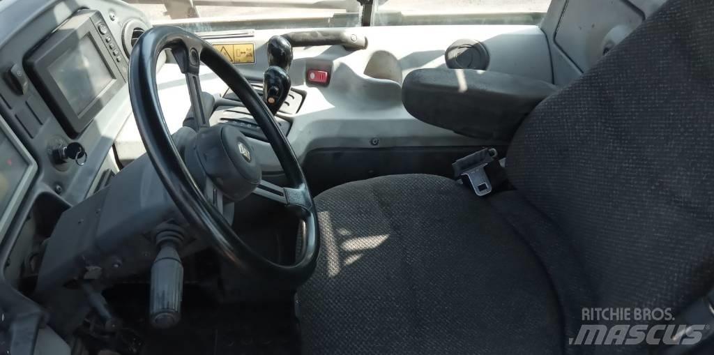 CAT 740 Дъмпери/моторни превозни средства