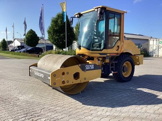 Volvo SD 75 B Еднобарабанни ролки

