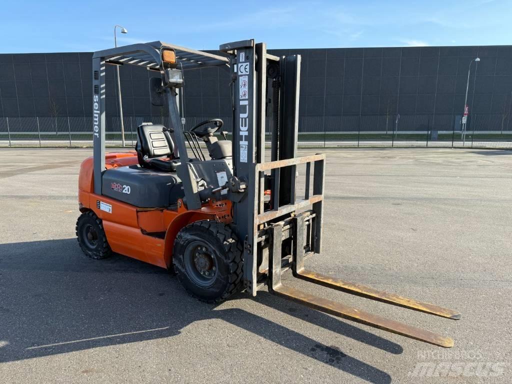 Heli CPCD 20 Дизелови камиони