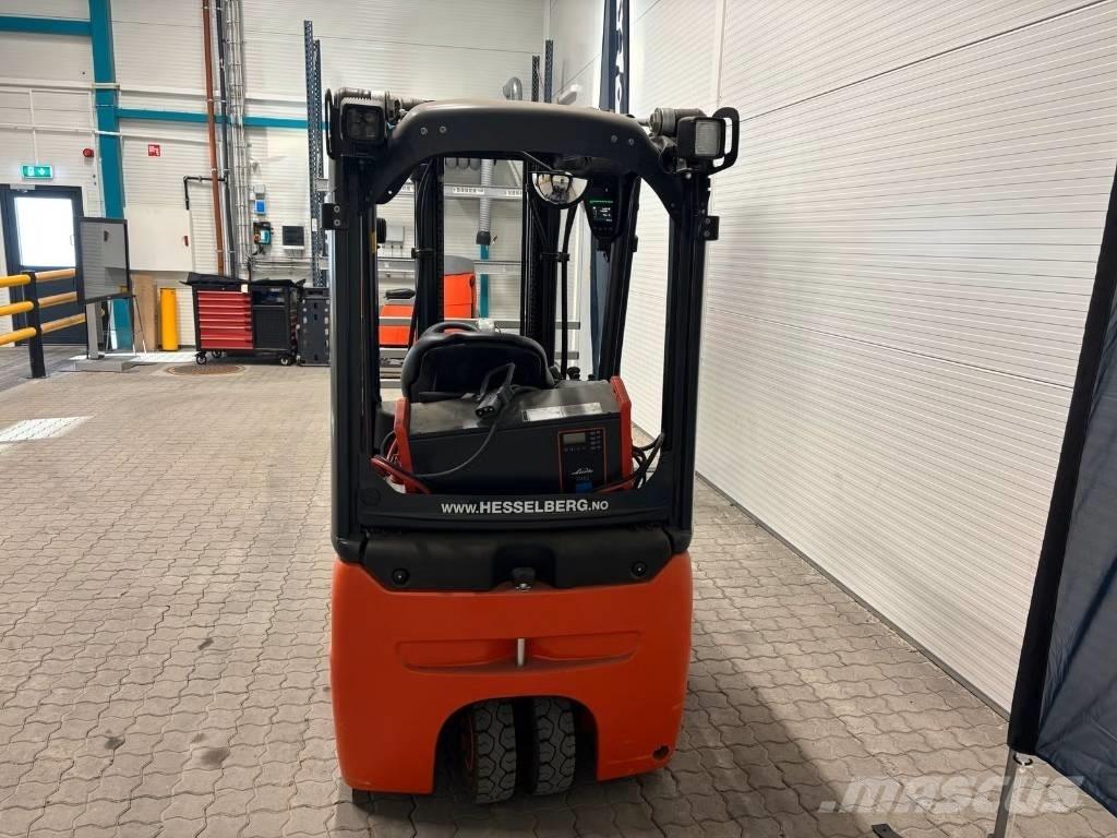 Linde E12-386 Електрически вилични кари-повдигачи