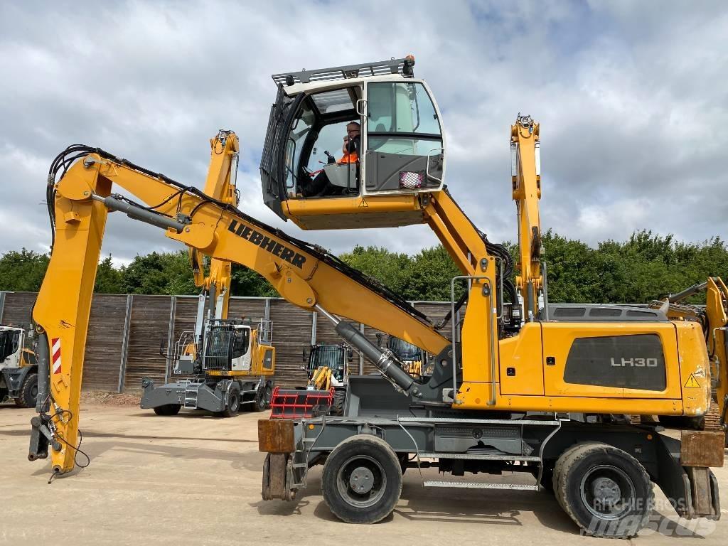 Liebherr LH 30 M# Оператори на отпадъци/индустрия
